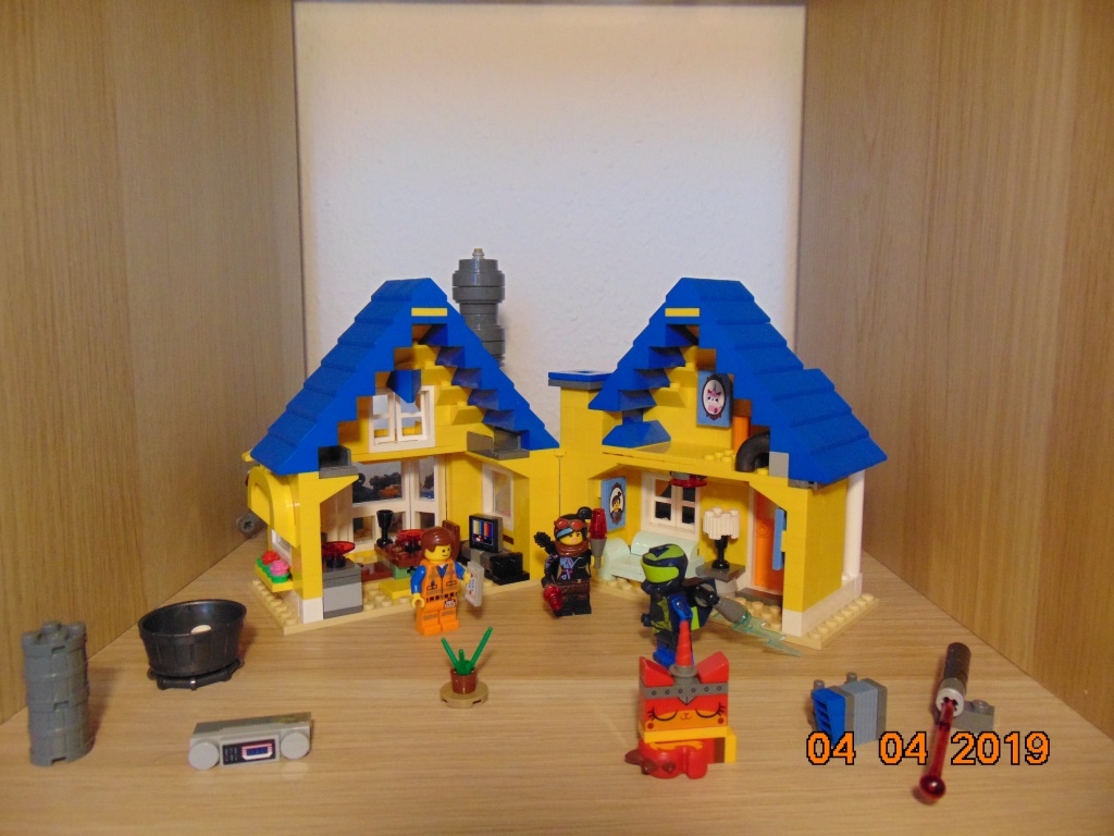 Lego Movie 2 "Emmet's Dream House"